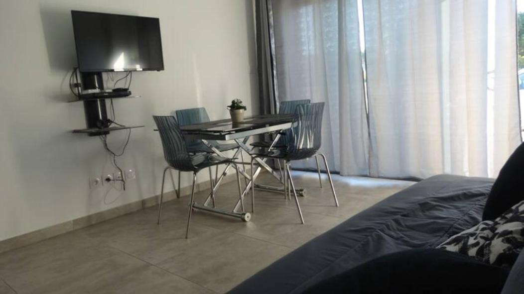 Saint-André-de-Sangonis Studio Meuble מראה חיצוני תמונה